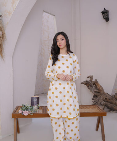 2 Piece Stitched Lawn Suit of Kurti & Farshi Shalwar