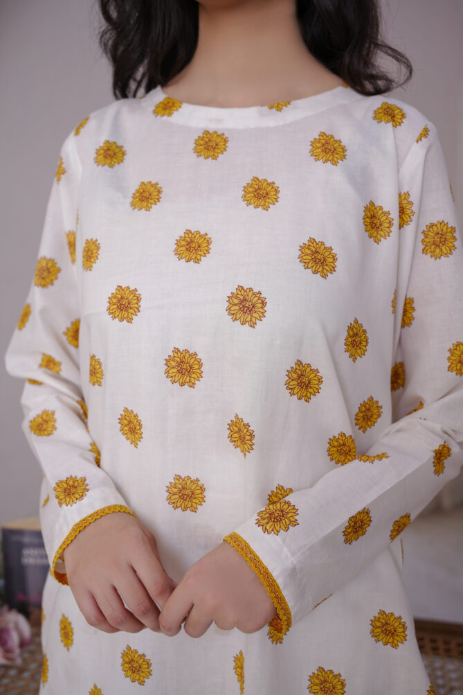 2 Piece Stitched Lawn Suit of Kurti & Farshi Shalwar - Image 4